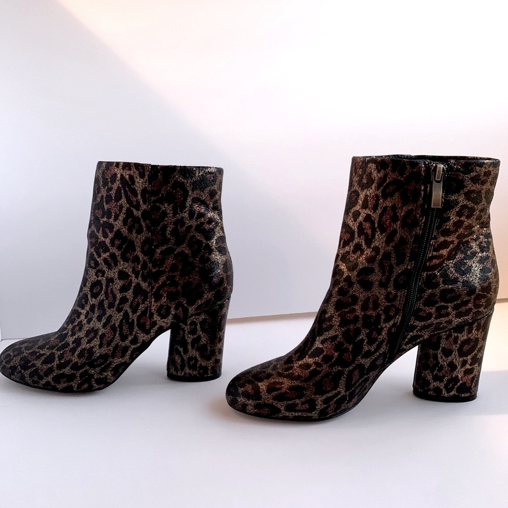 Neiman Marcus Leopard Animal Print PL Niana Metallic Boots Size 8 - Picture 5 of 10